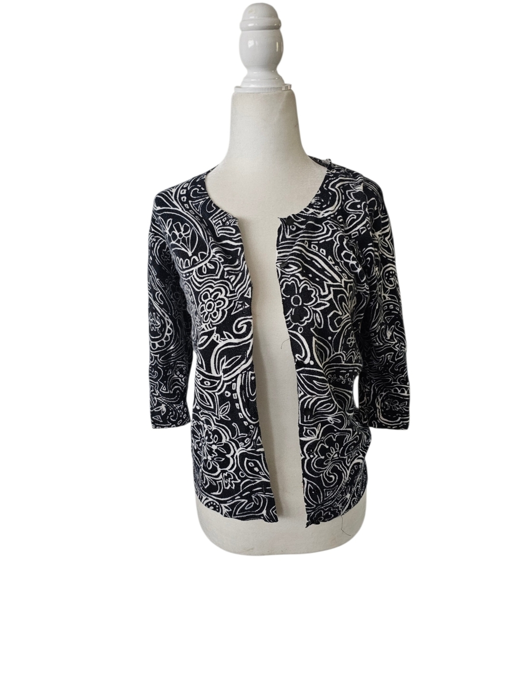 Merona Vintage Y2k Soft Stretchy Cardigan Sweater Medium Black White Floral